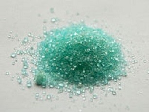 Harga yang bagus CAS 7720-78-7 Besi sulfat Bubuk hijau pucat Besi sulfat/ Ferrous sulfate on line