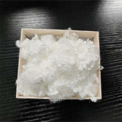 Harga yang bagus Serat Staple Polyester HCS Berongga Konjugasi Silicone Serat Polyester Untuk Bantal 3D 7D 15D 32mm 51mm 64mm on line